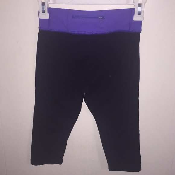 Lorna Jane Cropped Leggings - Picture 3 of 3